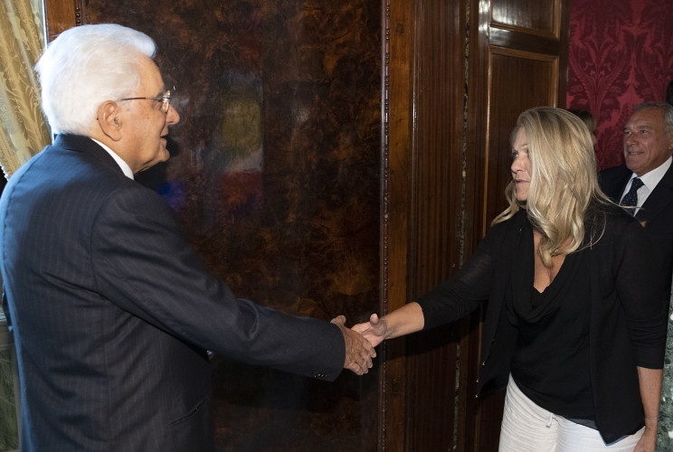  Il Presidente della Repubblica Sergio Mattarella  con la Sen. Dott.ssa Loredana DE PETRIS,
Presidente del Gruppo Parlamentare Misto del Senato della Repubblica