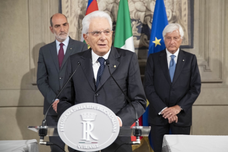 Il Presidente Sergio Mattarella al termine delle consultazioni

