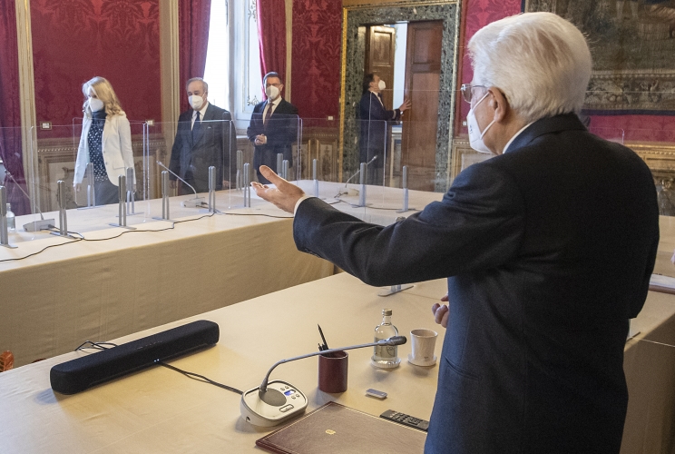 Il Presidente della Repubblica Sergio Mattarella con il Gruppo Parlamentare "Per le Autonomie (SVP-PATT, UV)" del Senato della Repubblica, in occasione delle consultazioni