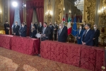 "Fratelli d'Italia" del Senato e della Camera; “Forza Italia Berlusconi Presidente - UDC” del Senato e “Forza Italia - Berlusconi Presidente” della Camera; “Lega – Salvini Premier - Partito Sardo d'azione" del Senato e "Lega - Salvini Premier" della Camera; "Noi con l'Italia - USEI - Cambiamo! - Alleanza di centro" del Gruppo Misto della Camera e "Idea - Cambiamo" del Gruppo Misto del Senato