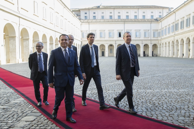 Il Gruppo Misto della Camera dei deputati arriva al Quirinale, in occasione delle consultazioni 
