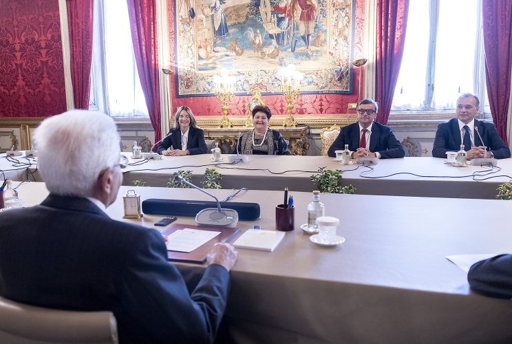 Il Presidente della Repubblica Sergio Mattarella con i Gruppi Parlamentari "Azione- Italia Viva - R.E." del Senato della Repubblica e della Camera dei deputati