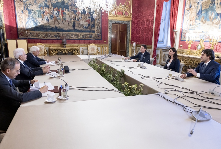 Il Presidente della Repubblica Sergio Mattarella con i Gruppi Parlamentari “MoVimento 5 Stelle” del Senato della Repubblica e della Camera dei deputati