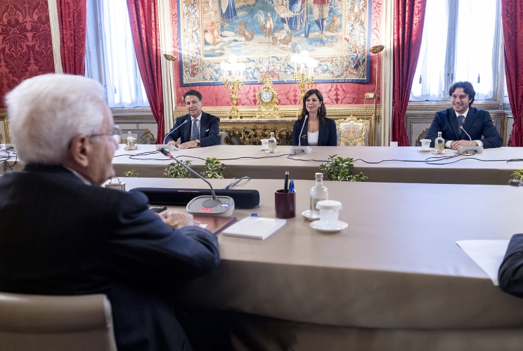 Il Presidente della Repubblica Sergio Mattarella con i Gruppi Parlamentari “MoVimento 5 Stelle” del Senato della Repubblica e della Camera dei deputati