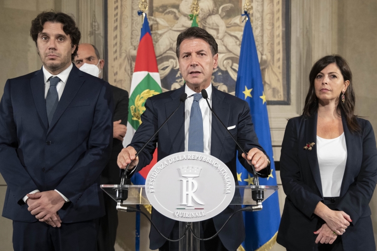 I Gruppi Parlamentari “Movimento 5 Stelle” del Senato della Repubblica e della Camera dei Deputati, al termine del colloquio con il Presidente della Repubblica Sergio Mattarella, in occasione delle consultazioni
