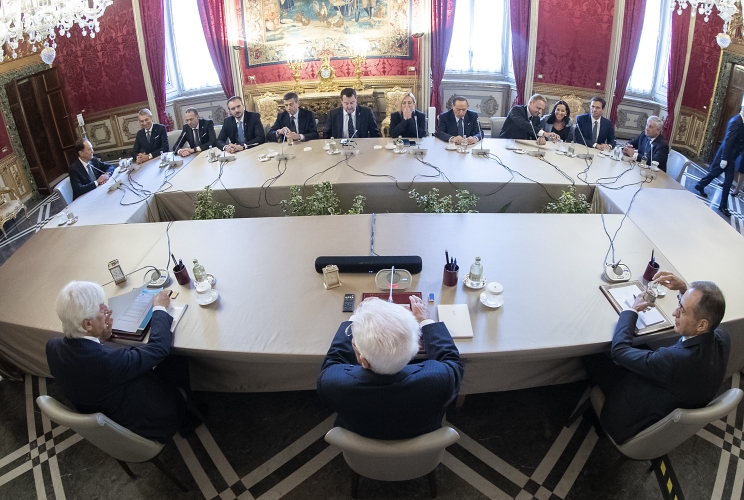 Il Presidente della Repubblica Sergio Mattarella con i Gruppi “Fratelli d’Italia” del Senato e della Camera; Gruppo “Lega Salvini Premier - Partito Sardo d’Azione” del Senato e “Lega - Salvini Premier” della Camera; Gruppi “Forza Italia - Berlusconi Presidente - PPE” del Senato e della Camera; Gruppo “Civici d’Italia – Noi Moderati (UDC - Coraggio Italia - Noi con l’Italia - Italia al Centro) – MAIE” del Senato; Componente “Noi Moderati (Noi con l’Italia, Coraggio Italia, UDC, Italia al Centro) - MAIE” del Gruppo Misto della Camera 