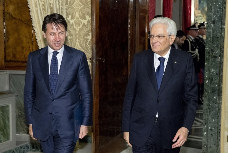 Il Presidente della Repubblica Sergio Mattarella con il Prof. Giuseppe Conte 