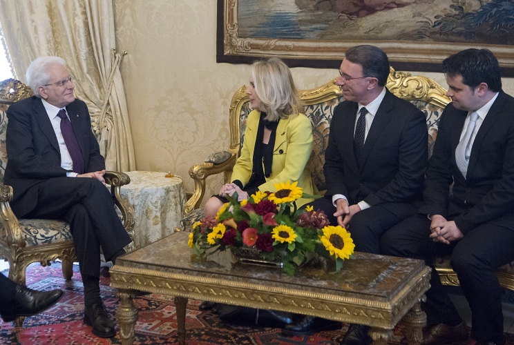 Il Presidente Sergio Mattarella con la delegazione del Gruppo Parlamentare per 