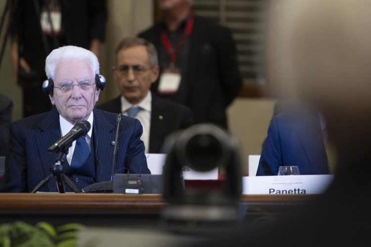 Il Presidente della Repubblica Sergio Mattarella a Palazzo Corsini in occasione della riunione con il Consiglio Direttivo della BCE
