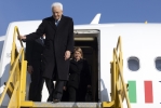Il Presidente Mattarella arriva all'aeroporto di Vienna