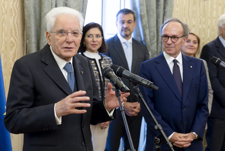  Il Presidente della Repubblica Sergio Mattarella nel corso dell'incontro con il personale dell'Ambasciata d'Italia a Vienna e della Rappresentanza Permanente d'Italia presso le Organizzazioni Internazionali a Vienna