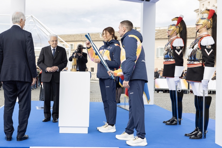 Il Presidente della Repubblica Sergio Mattarella in occasione della cerimonia di inaugurazione del viaggio della Fiamma olimpica in occasione dei Giochi Olimpici invernali Milano-Cortina 2026
