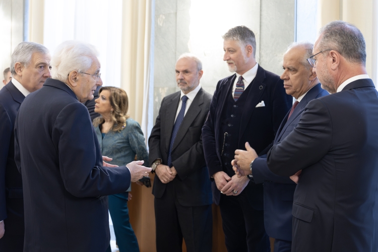 Il Presidente della Repubblica Sergio Mattarella al Palazzo della Farnesina con Antonio Tajani, Vice Presidente del Consiglio dei Ministri e Ministro degli Affari Esteri e della Cooperazione Internazionale – Rappresentante di Governo,con Giorgio Mulè, Vicepresidente della Camera dei deputati, Matteo Piantedosi, Ministro dell’interno, Alessandro Giuli, Ministro della cultura, Orazio Schillaci, Ministro della salute, Maria Elisabetta Alberti Casellati, Ministro per le riforme istituzionali in occasione della XVIII Conferenza delle Ambasciatrici e degli Ambasciatori d’Italia
