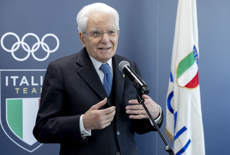 Il Presidente della Repubblica Sergio Mattarella in occasione della visita al villaggio olimpico di Milano Cortina 2026