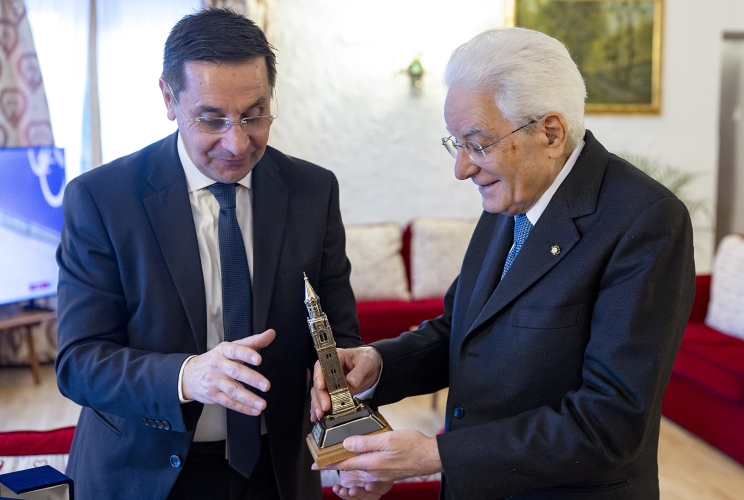 Il Presidente della Repubblica Sergio Mattarella con il Sindaco di Cortina d'Ampezzo Gianluca Lorenzi
