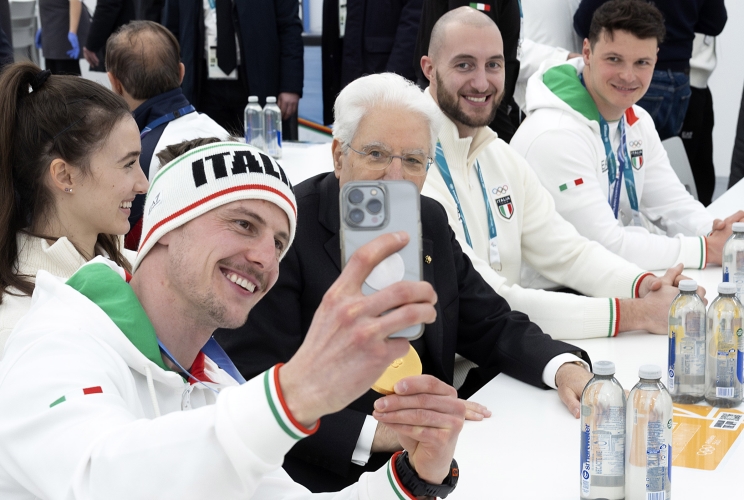  Il Presidente della Repubblica Sergio Mattarella pranza con gli atleti al Villaggio Olimpico