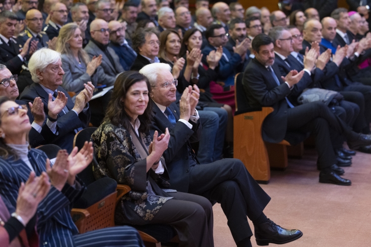 Il Presidente Sergio Mattarella in occasione delle celebrazioni per il centenario del conferimento del Premio Nobel a Grazia Deledda  
