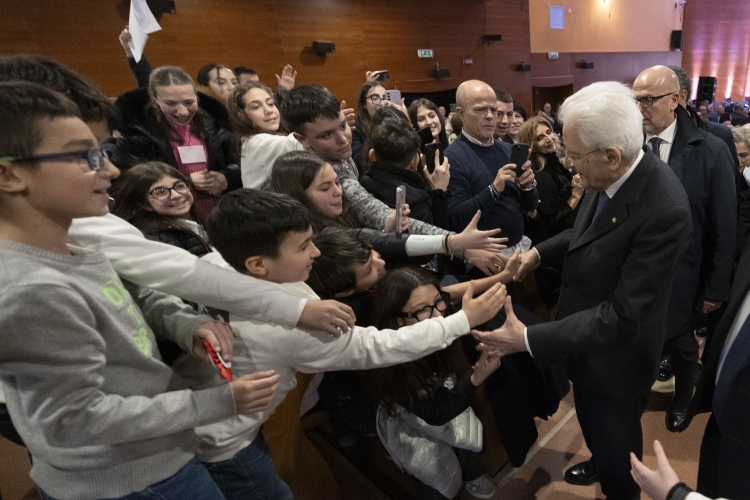 Il Presidente Sergio Mattarella in occasione delle celebrazioni per il centenario del conferimento del Premio Nobel a Grazia Deledda  
