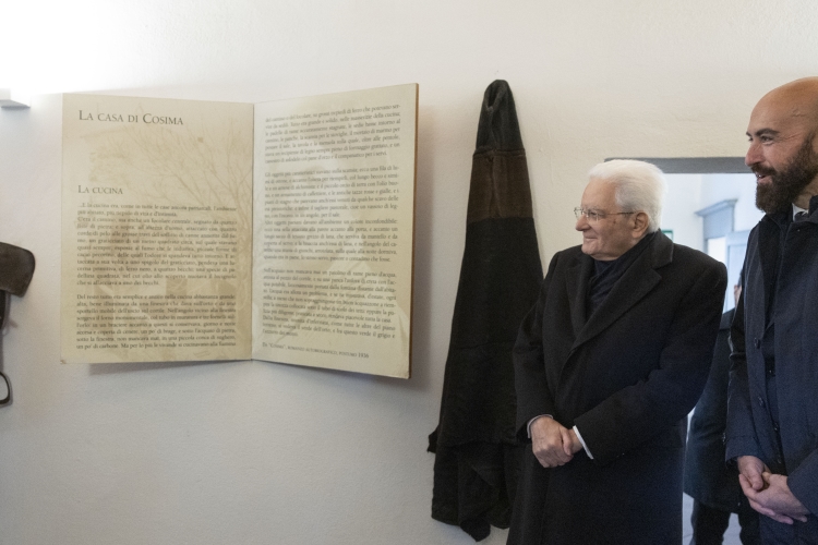 Il Presidente Sergio Mattarella visita la casa natale di Grazia Deledda
