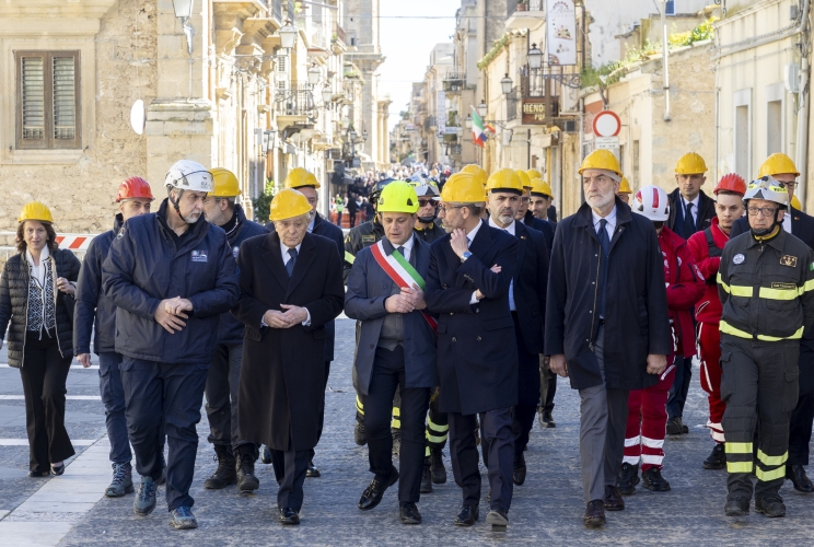 Il Presidente della Repubblica Sergio Mattarella in visita alla città di Niscemi,