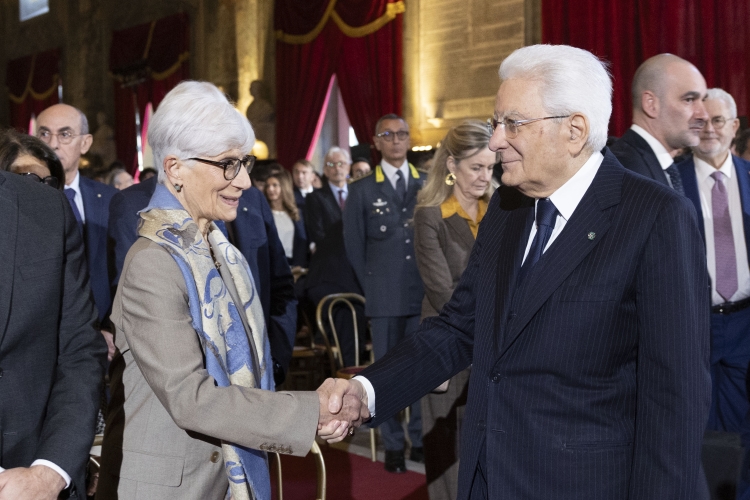 Il Presidente Sergio Mattarella con Silvana Sciarra, Presidente della Scuola Superiore della Magistratura, in occasione della cerimonia d’inaugurazione dei corsi di formazione della Scuola Superiore della Magistratura
