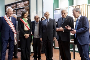 Il Presidente della Repubblica Sergio Mattarella nel corso della visita all’Istituto Storico Toscano della Resistenza e dell’Età Contemporanea
